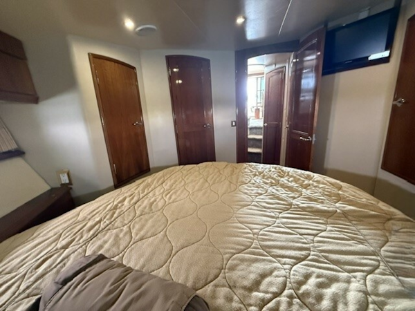 Carver-46 Voyager 2005-Clear 2 Close St Petersburg-Florida-United States-6083224