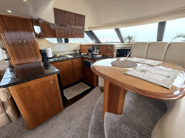 Carver-46 Voyager 2005-Clear 2 Close St Petersburg-Florida-United States-6083141