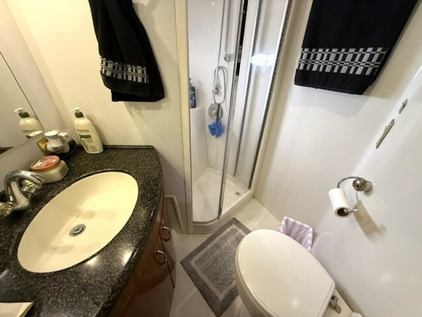 Carver-46 Voyager 2005-Clear 2 Close St Petersburg-Florida-United States-6083229
