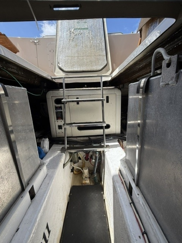 Carver-46 Voyager 2005-Clear 2 Close St Petersburg-Florida-United States-6083236