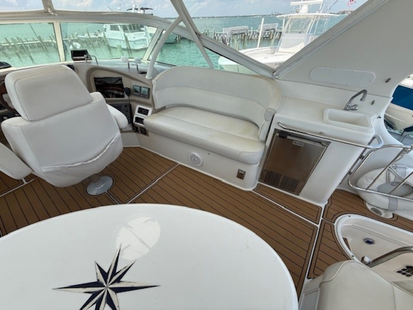 Carver-46 Voyager 2005-Clear 2 Close St Petersburg-Florida-United States-6083081