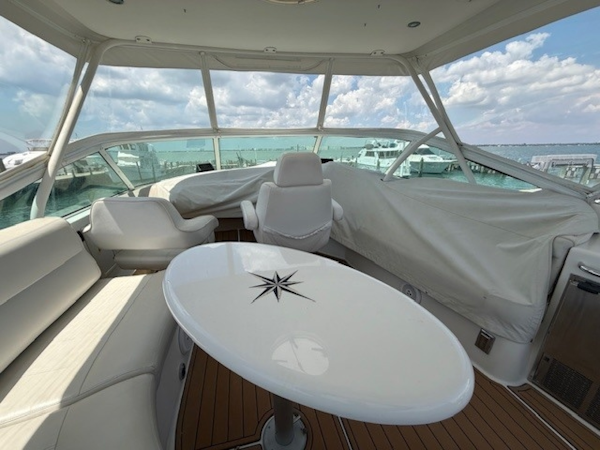 Carver-46 Voyager 2005-Clear 2 Close St Petersburg-Florida-United States-6083079