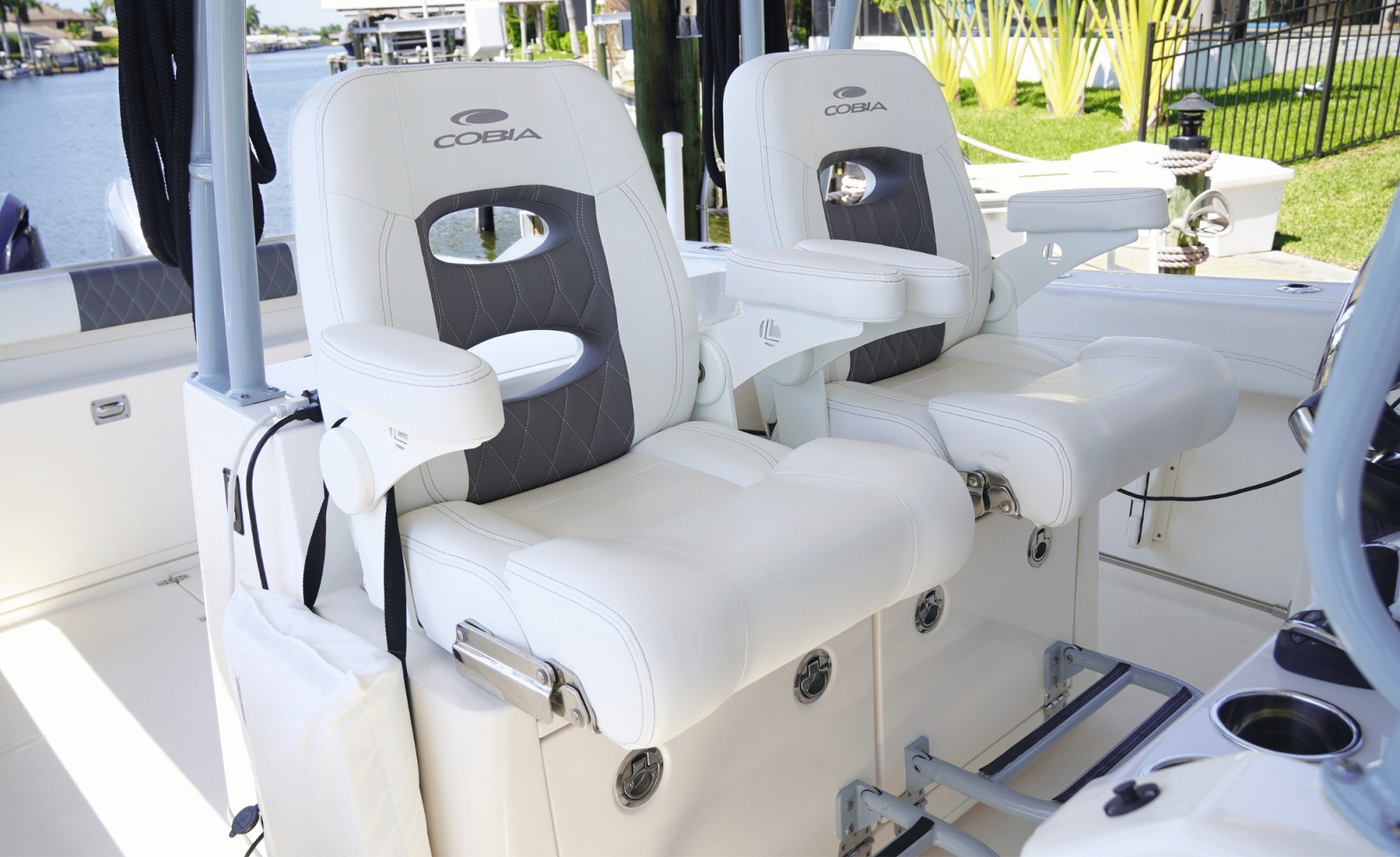 Cobia-320CC 2023 -Bonita Springs-Florida-United States-6080488 | Thumbnail