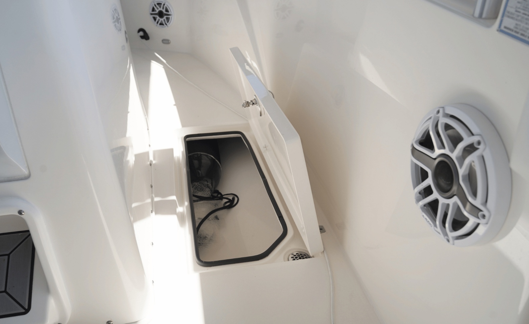 Cobia-320CC 2023 -Bonita Springs-Florida-United States-6080496 | Thumbnail