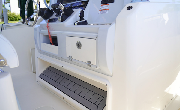 Cobia-320CC 2023 -Bonita Springs-Florida-United States-6080491