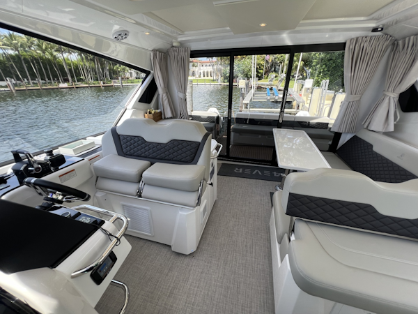 Aquila-36 Sport 2025 -miami-Florida-United States-6082006