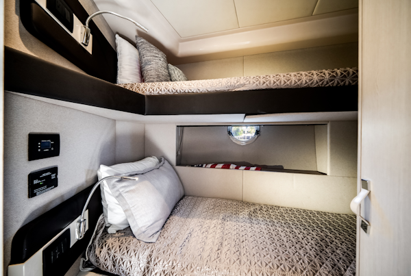 Azimut-50 FLY 2021 -Pompano Beach-Florida-United States-6081630