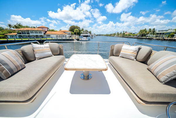 Azimut-50 FLY 2021 -Pompano Beach-Florida-United States-6081605