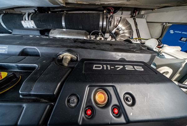 Azimut-50 FLY 2021 -Pompano Beach-Florida-United States-6081634