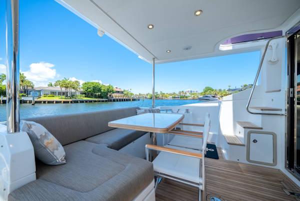 Azimut-50 FLY 2021 -Pompano Beach-Florida-United States-6081592