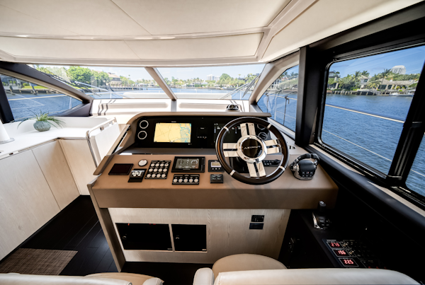 Azimut-50 FLY 2021 -Pompano Beach-Florida-United States-6081616