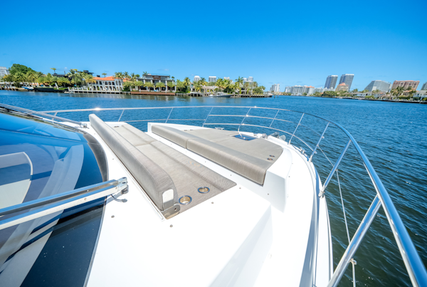 Azimut-50 FLY 2021 -Pompano Beach-Florida-United States-6081595