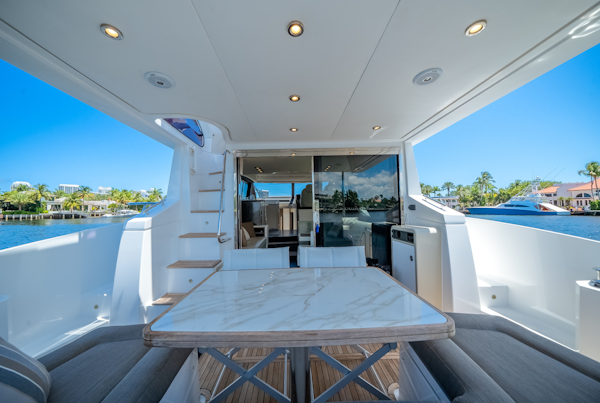Azimut-50 FLY 2021 -Pompano Beach-Florida-United States-6081593