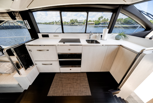 Azimut-50 FLY 2021 -Pompano Beach-Florida-United States-6081612