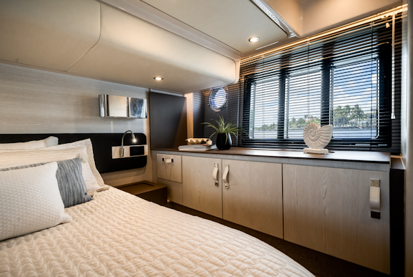 Azimut-50 FLY 2021 -Pompano Beach-Florida-United States-6081625