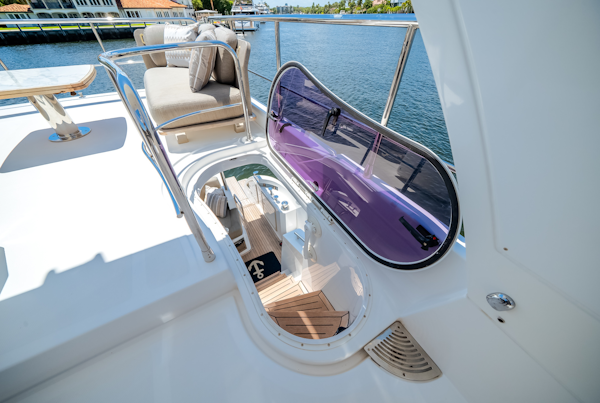 Azimut-50 FLY 2021 -Pompano Beach-Florida-United States-6081596