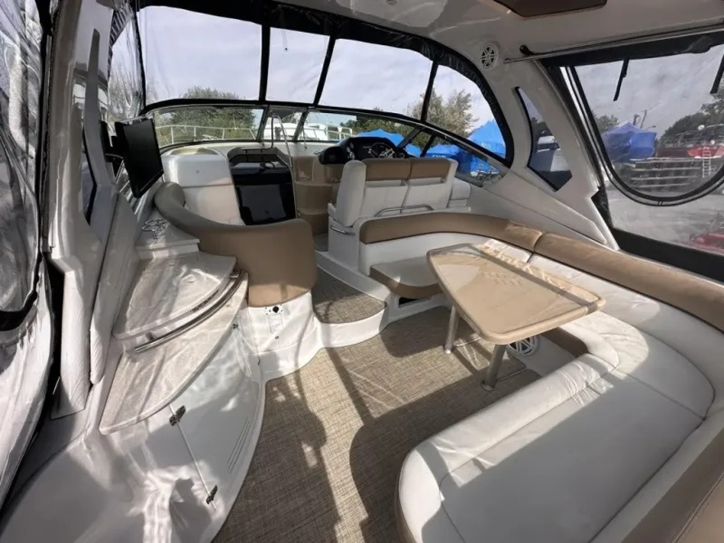 Four Winns-375 Vista 2015-2015 Four Winns 375 Vista Île-aux-Noix-Quebec-Canada-6082522 | Thumbnail