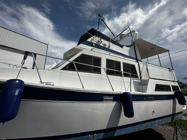 Marine Trader 1990 -Île-aux-Noix-Quebec-Canada-6082662