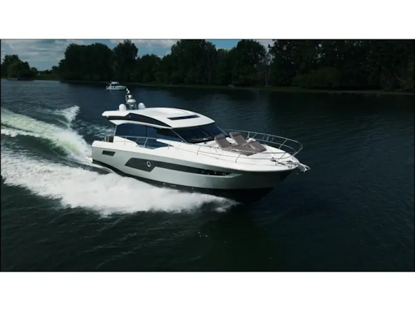 Present Yachts-520S 2018-2018 Prestige Yachts 520S Île-aux-Noix-Quebec-Canada-6082815