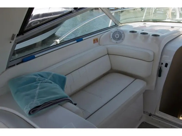 Rinker-Fieste Vee 342 2003-2003 Rinker Fieste Vee 342 St. Catharines-Ontario-Canada-6082957