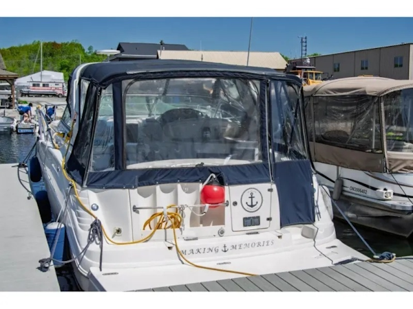 Rinker-Fieste Vee 342 2003-2003 Rinker Fieste Vee 342 St. Catharines-Ontario-Canada-6082929