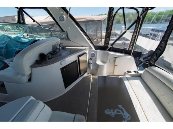 Rinker-Fieste Vee 342 2003-2003 Rinker Fieste Vee 342 St. Catharines-Ontario-Canada-6082994