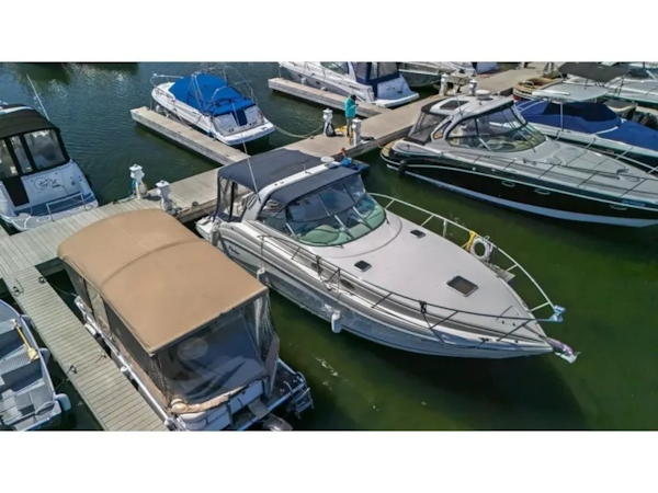 Rinker-Fieste Vee 342 2003-2003 Rinker Fieste Vee 342 St. Catharines-Ontario-Canada-6082943