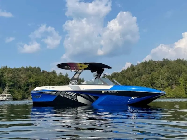 Tige-RZX3 2017-2017 Tige Boats RZX3 Île-aux-Noix-Quebec-Canada-6083159