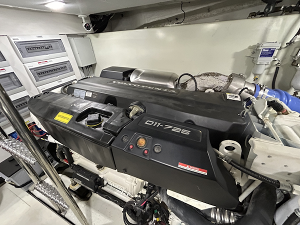 Galeon-550 FLY 2019 -New Rochelle-New York-United States-6084179