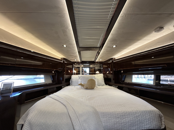 Galeon-550 FLY 2019 -New Rochelle-New York-United States-6084113