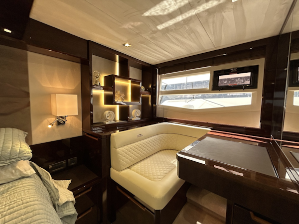 Galeon-550 FLY 2019 -New Rochelle-New York-United States-6084104