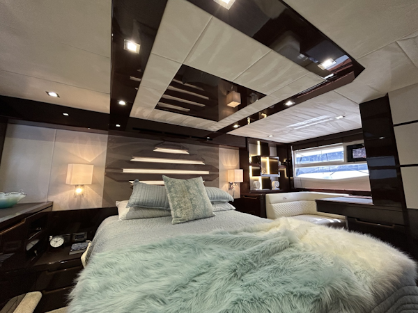 Galeon-550 FLY 2019 -New Rochelle-New York-United States-6084105