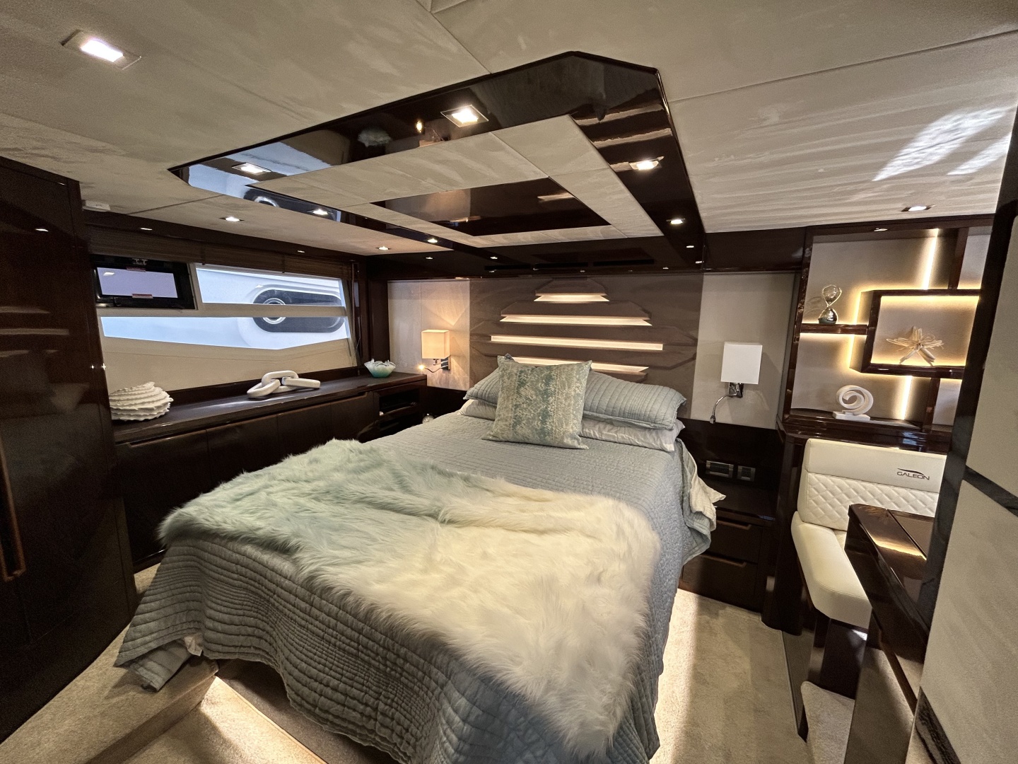Galeon-550 FLY 2019 -New Rochelle-New York-United States-6084106 | Thumbnail