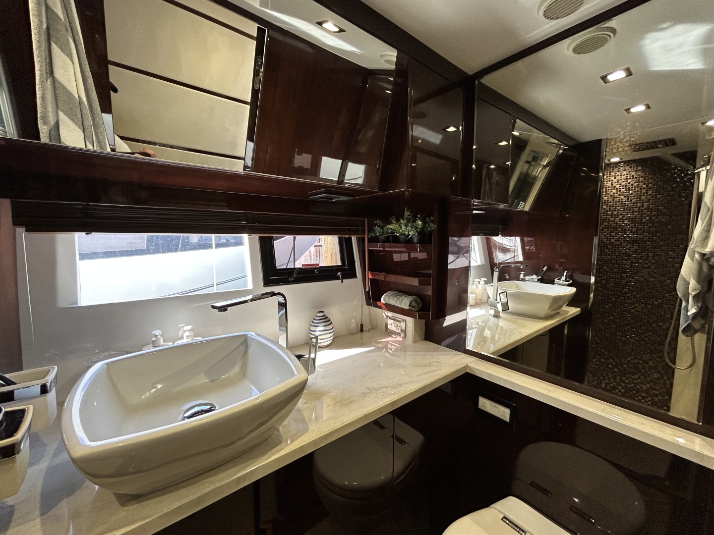 Galeon-550 FLY 2019 -New Rochelle-New York-United States-6084100 | Thumbnail