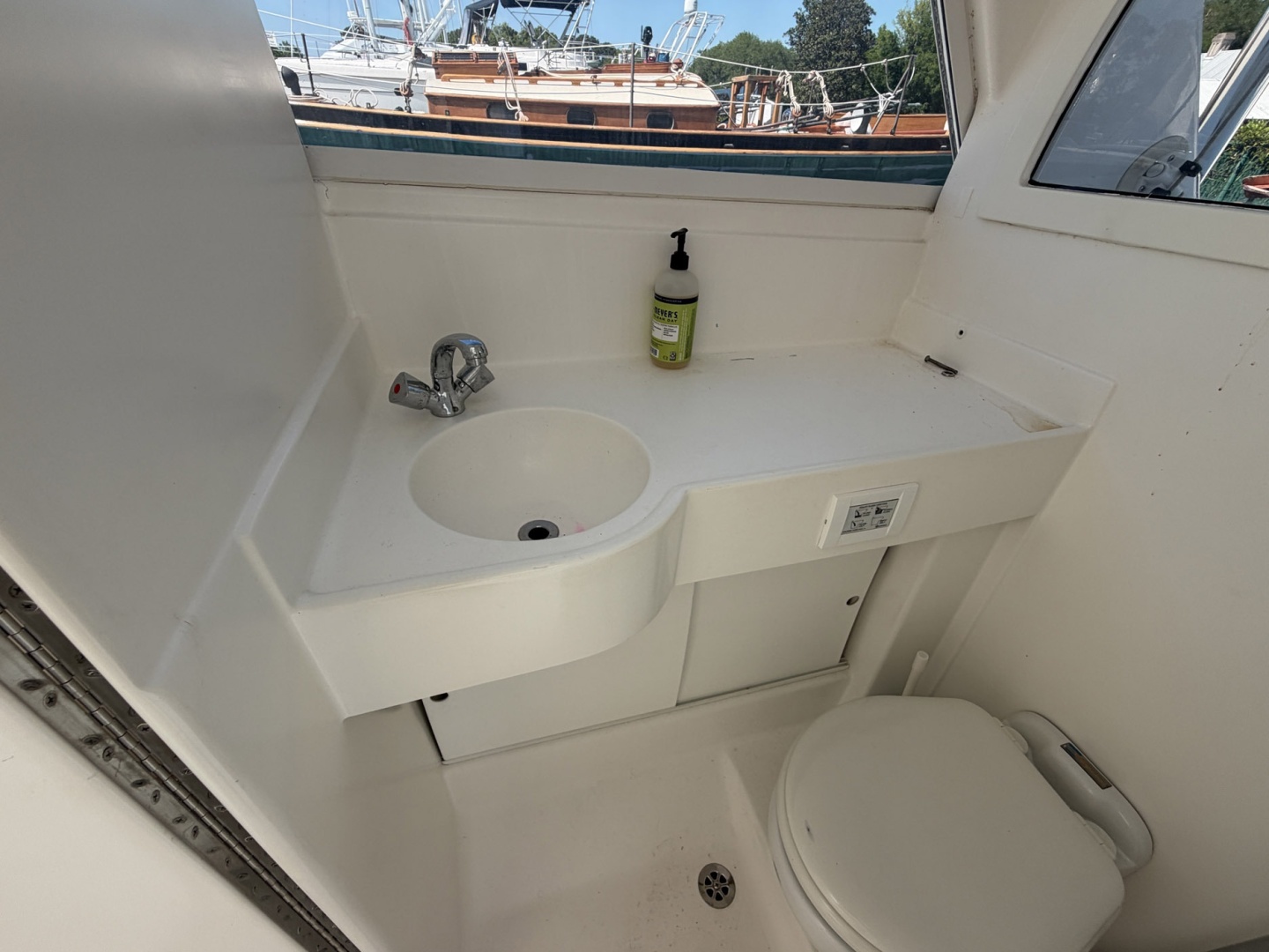 Bertram-31 Flybridge 1977-Mo-Mo I Charleston-South Carolina-United States-6085219 | Thumbnail