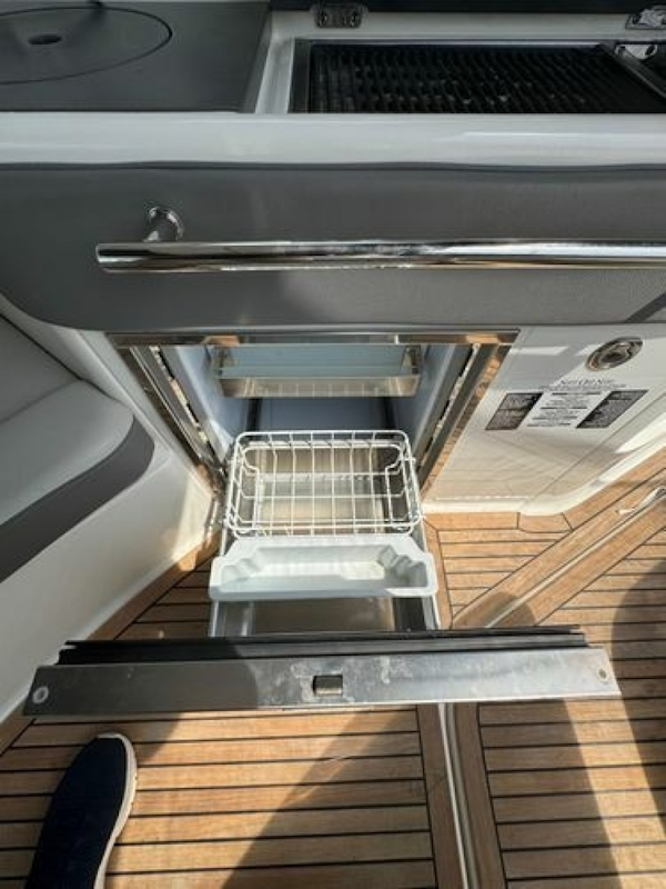 Sea Ray-Sundancer 320 Outboard 2021 -Normandy Beach-New Jersey-United States-6085332