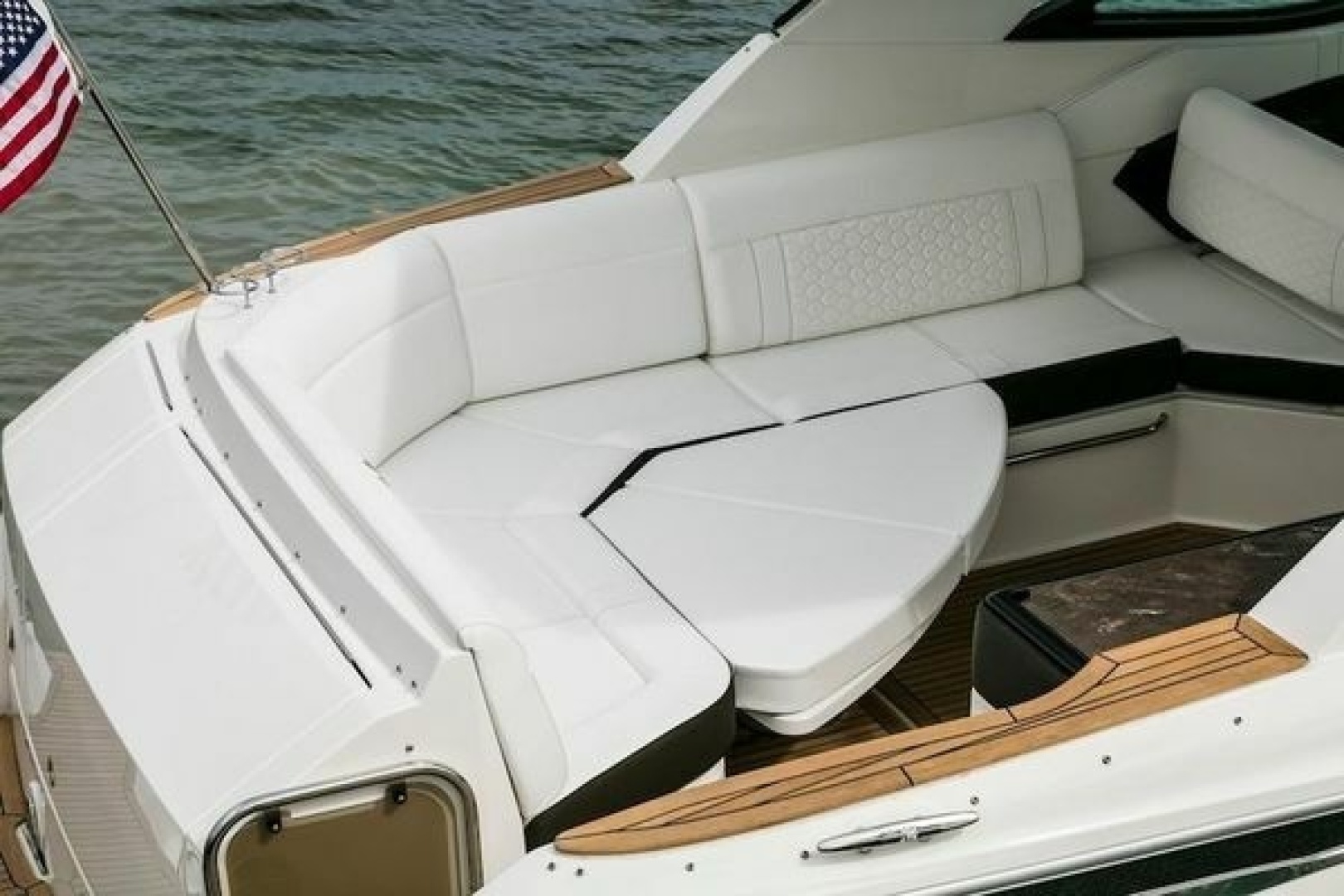 Sea Ray-Sundancer 320 Outboard 2021 -Normandy Beach-New Jersey-United States-6085327 | Thumbnail