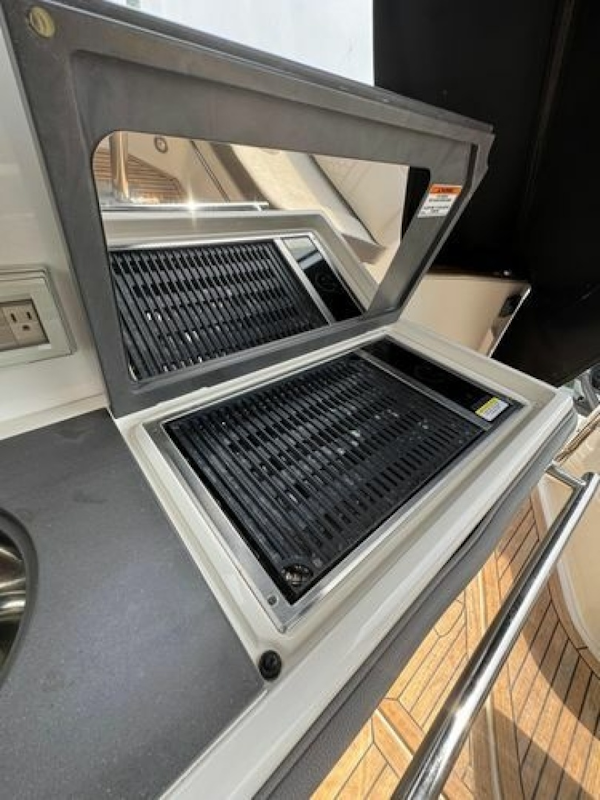 Sea Ray-Sundancer 320 Outboard 2021 -Normandy Beach-New Jersey-United States-6085308