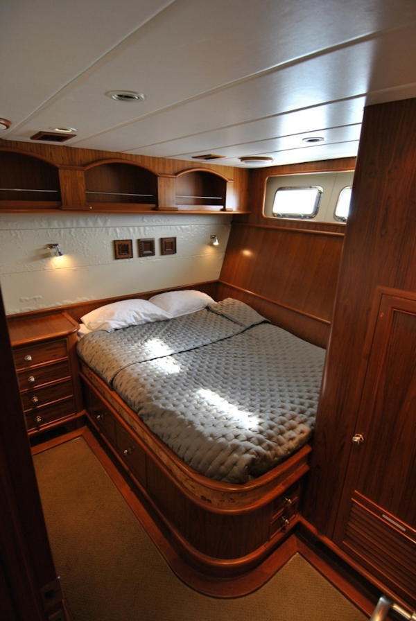 Grand Alaskan-Raised Pilothouse 2002-WANDERER Naples-Florida-United States-VIP Stateroom-6109696