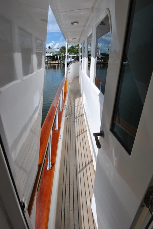 Grand Alaskan-Raised Pilothouse 2002-WANDERER Naples-Florida-United States-Port Side Deck-6089017