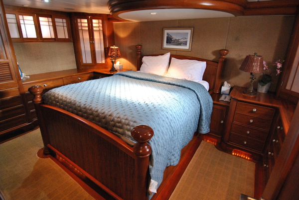 Grand Alaskan-Raised Pilothouse 2002-WANDERER Naples-Florida-United States-Owners Stateroom-6089215