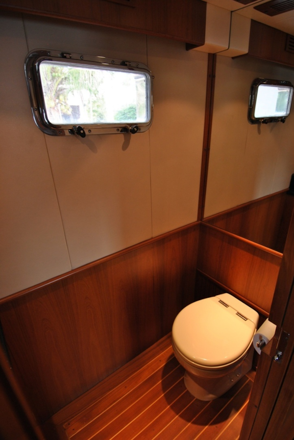 Grand Alaskan-Raised Pilothouse 2002-WANDERER Naples-Florida-United States-Day Head-6089056