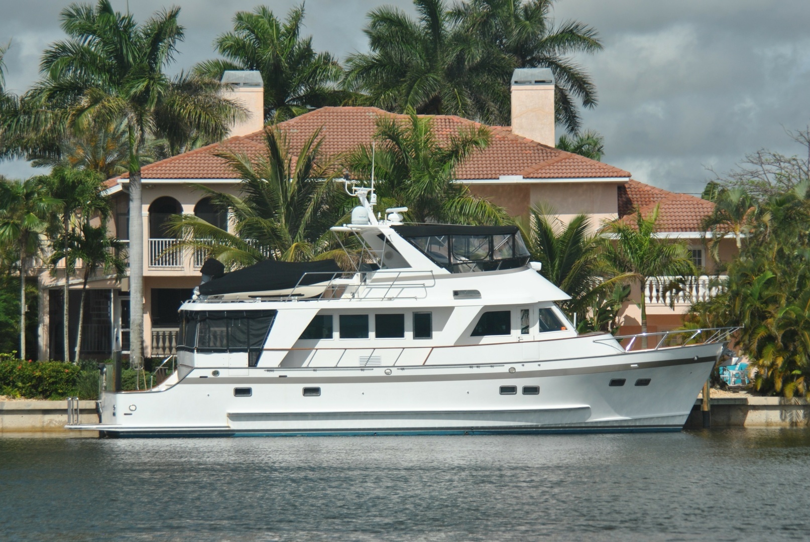 Grand Alaskan-Raised Pilothouse 2002-WANDERER Naples-Florida-United States-Profile -6085334 | Thumbnail