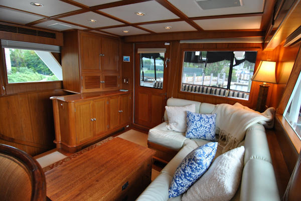 Grand Alaskan-Raised Pilothouse 2002-WANDERER Naples-Florida-United States-Salon Looking Aft-6109712