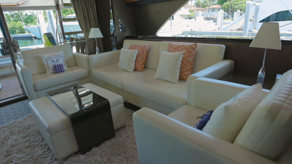 Fairline-Squadron 2014 -Miami -Florida-United States-2014 Pre Owned 78 Fairline.00_00_16_03.Still013-6085676