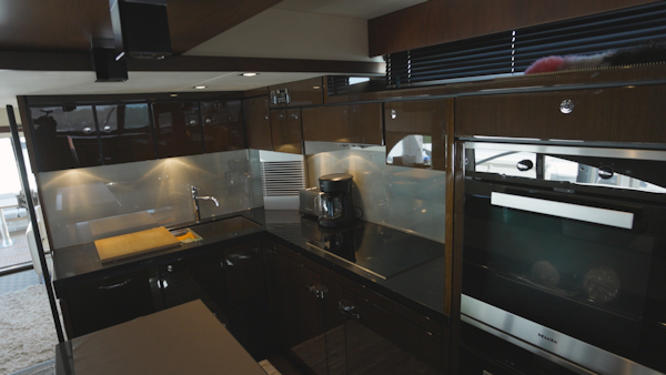 Fairline-Squadron 2014 -Miami -Florida-United States-2014 Pre Owned 78 Fairline.00_00_11_03.Still017-6085680