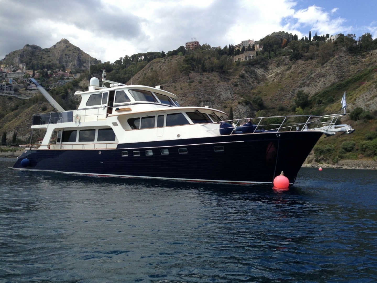 Marlow-Explorer 72E-CB 2010-FIDDLERS DREAM Malta-Fiddlers Dream Profile-6086007 | Thumbnail