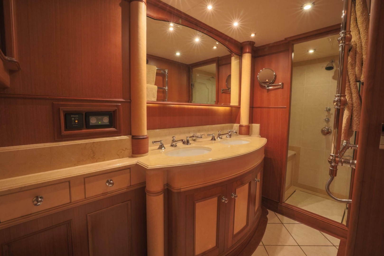 Marlow-Explorer 72E-CB 2010-FIDDLERS DREAM Malta-Master Head Sink-6086184 | Thumbnail