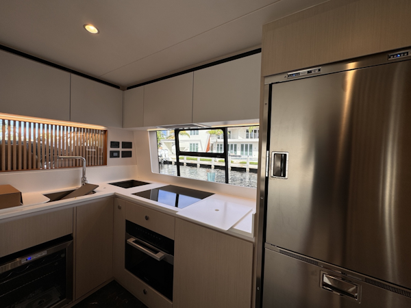 Azimut 2025 -Stuart-Florida-United States-6087497