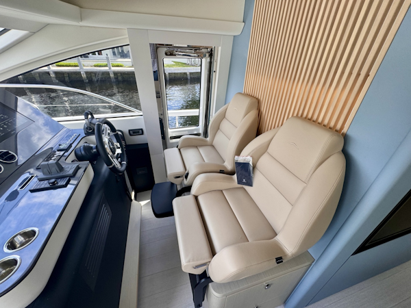 Azimut 2025 -Stuart-Florida-United States-6087582